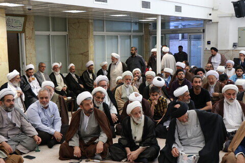 Imágenes / Ceremonia de celebración del cumpleaños del Imam Reza (P) en la oficina del Ayatolá Nouri Hamadani