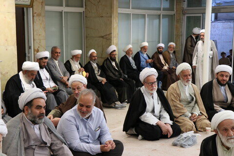 Imágenes / Ceremonia de celebración del cumpleaños del Imam Reza (P) en la oficina del Ayatolá Nouri Hamadani