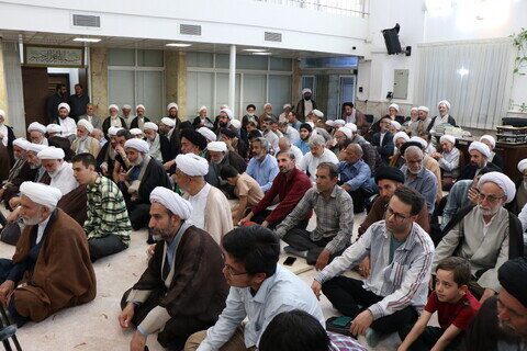 Imágenes / Ceremonia de celebración del cumpleaños del Imam Reza (P) en la oficina del Ayatolá Nouri Hamadani