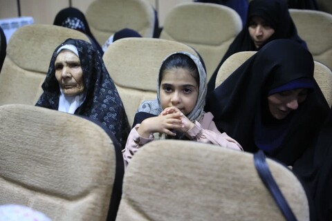 مراسم تجلیل از اساتید حوزه علمیه شهرستان بیرجند