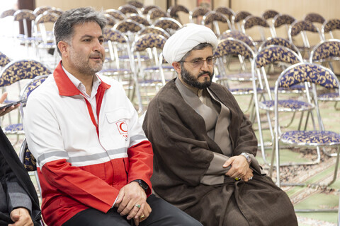 دیدار آیت الله ناصری با اعضای جمعیت هلال احمر یزد