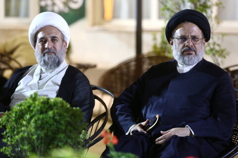 تصاویر/ دیدار صمیمی مسئولان ستاد برگزاری همایش یکصدمین سالگشت بازتأسیس حوزه علمیه قم با مهمانان خارجی همایش