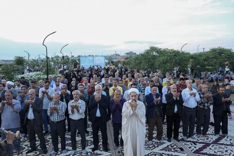 تصاویر / اقامه نماز باران توسط نماینده ولی فقیه در استان قزوین