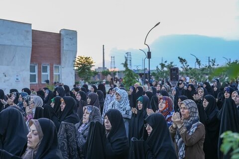 تصاویر / اقامه نماز باران توسط نماینده ولی فقیه در استان قزوین