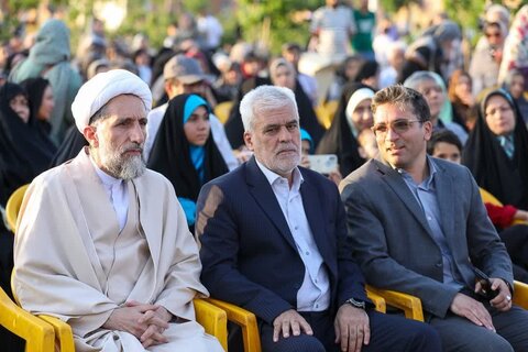 تصاویر / اقامه نماز باران توسط نماینده ولی فقیه در استان قزوین