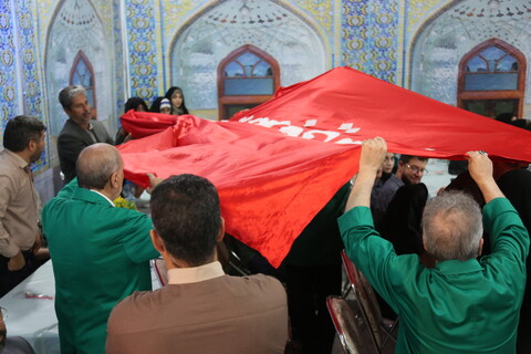 تصاویر / تجلیل از هنرمندان حرم رضوی در اصفهان