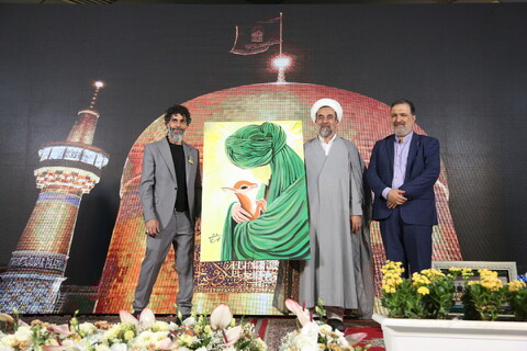 تصاویر / تجلیل از هنرمندان حرم رضوی در اصفهان
