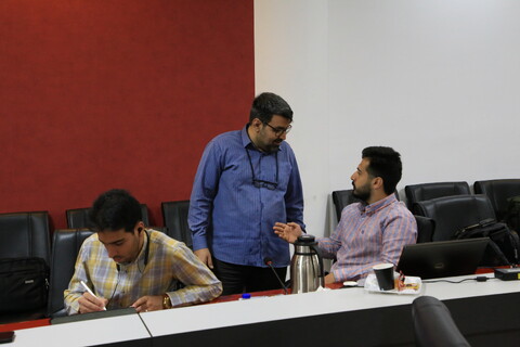 تصاویر / رویداد طراحی تمبر تخته فولاد اصفهان