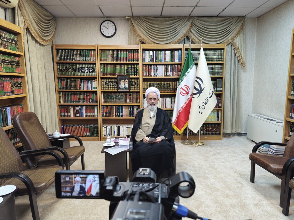 بسیج همه ظرفیت‌های حوزه برای تحقق منشور مقام معظم رهبری / حوزه پیشرو و سرآمد در کنار ملت است