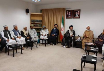 وحدت در ایران واقعیتی نهادینه‌شده در بطن جامعه است