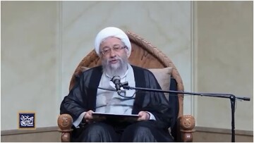 فیلم | پیام رهبری منشوری جامع برای ترسیم جایگاه تاریخی و مسئولیت‌های آینده حوزه است