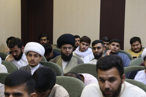 تصاویر/ دوره روش تدبر در قرآن ویژه طلاب حوزه علمیه خوزستان برگزار شد