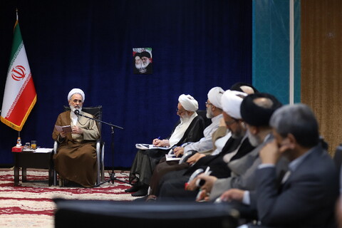 تصاویر/ جلسه شورای معاونان مرکز مدیریت حوزه با حضور آیت‌الله اعرافی‌