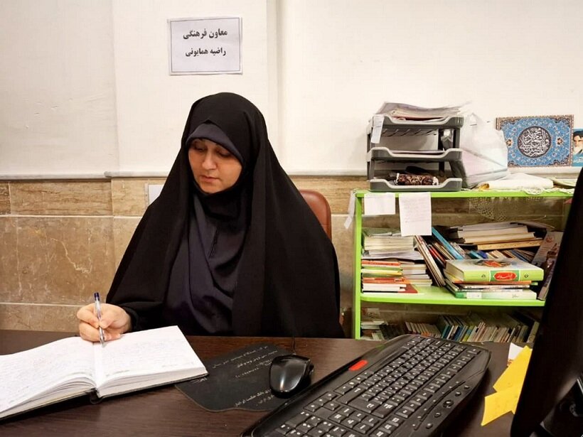 آشنایی با سیره علما به شکل‌گیری نسلی آگاه و متعهد کمک کند