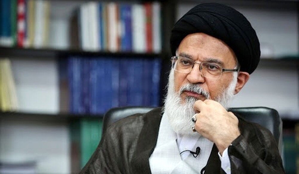 هشدار عضو خبرگان رهبری: انفعال حوزه مساوی با شکست مقاومت است