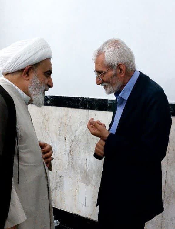 مرحوم حشمت پور به علوم مختلف مسلط بودند