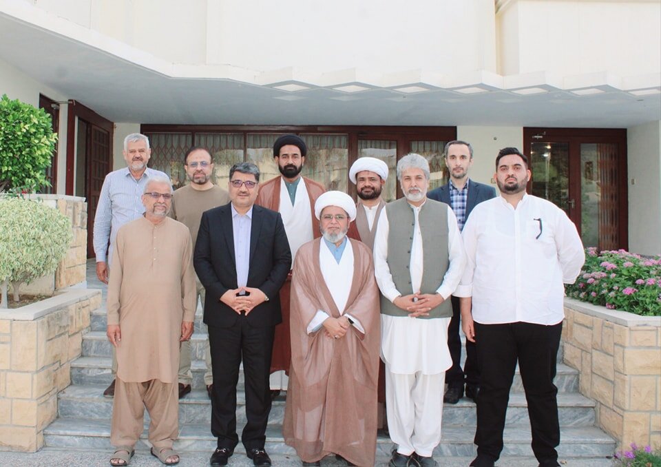 دیدار دبیرکل شورای علمای شیعه پاکستان به همراه هیئتی عالیرتبه با سرکنسول جمهوری اسلامی ایران در کراچی