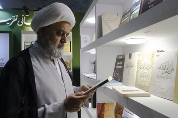 ارائه الکترونیک کتاب‌ها، خدمت بزرگی به مخاطبان است