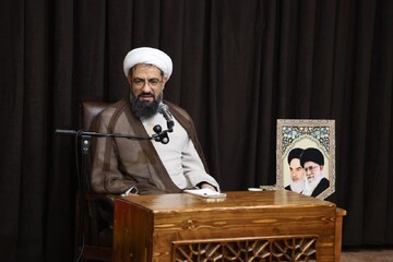 مراقبت از جریان نفاق و تبعیت از رهبری درس بزرگ جنگ احد است