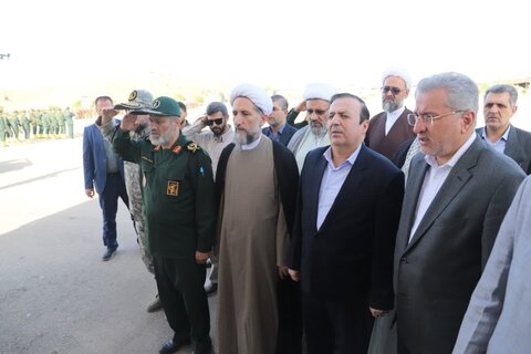 تصاویر /مراسم صبحگاه اقتدار در تیپ ۸۲ سپاه صاحب الامر(عج) استان قزوین برگزار شد.