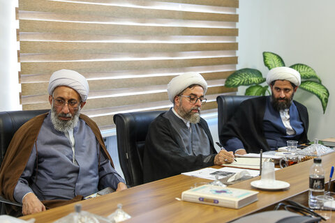 تصاویر /  جلسه شورای توسعه قرآنی استان قزوین برگزارشد