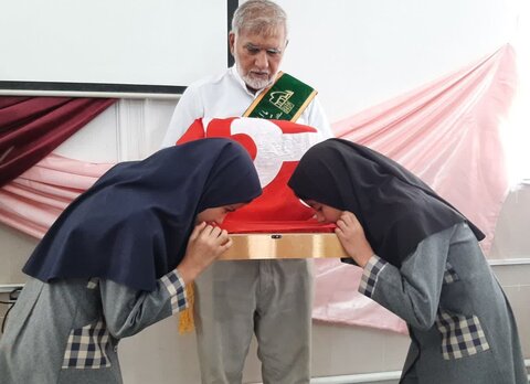 تصاویر/ مراسم تقدیر از منتخبین نشان ارادت در آران و بیدگل