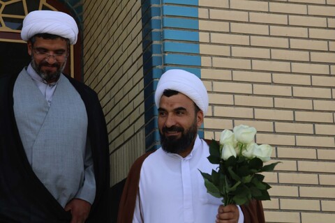 بازدید جمعی از شورای عالی حوزه علمیه خراسان از حوزه علمیه بیرجند و غبارروبی مزار شهدا