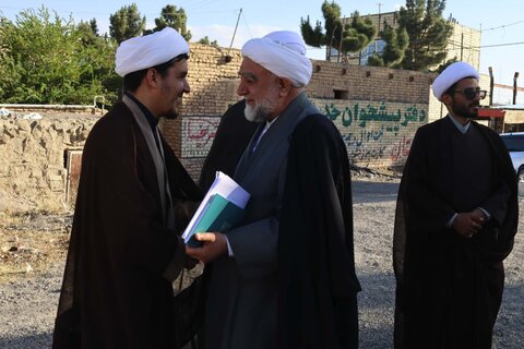 بازدید حجت الاسلام و المسلمین حق پناه از مدرسه علمیه زهان