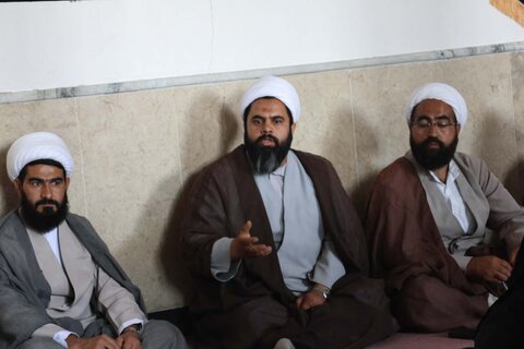 بازدید حجت الاسلام و المسلمین حق پناه از مدرسه علمیه زهان