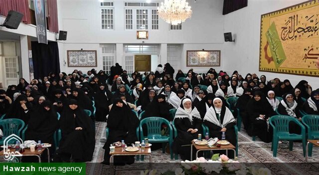 مقاومت زیر سایه قرآن/ روایت بانوی پزشک سوری از روزهای تلخ محاصره