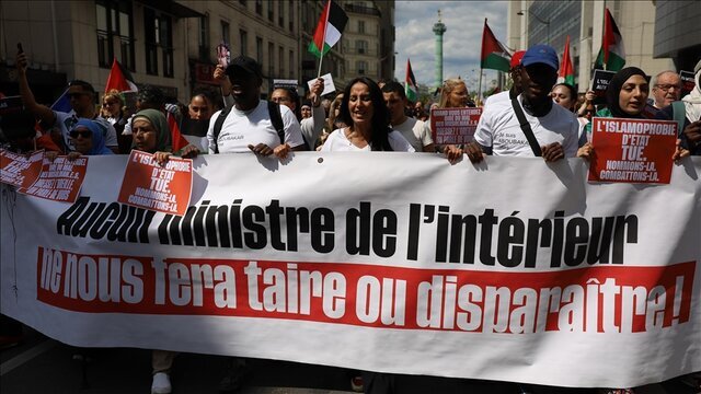 फ्रांस में इस्लामोफोबिया के खिलाफ देशव्यापी विरोध प्रदर्शन