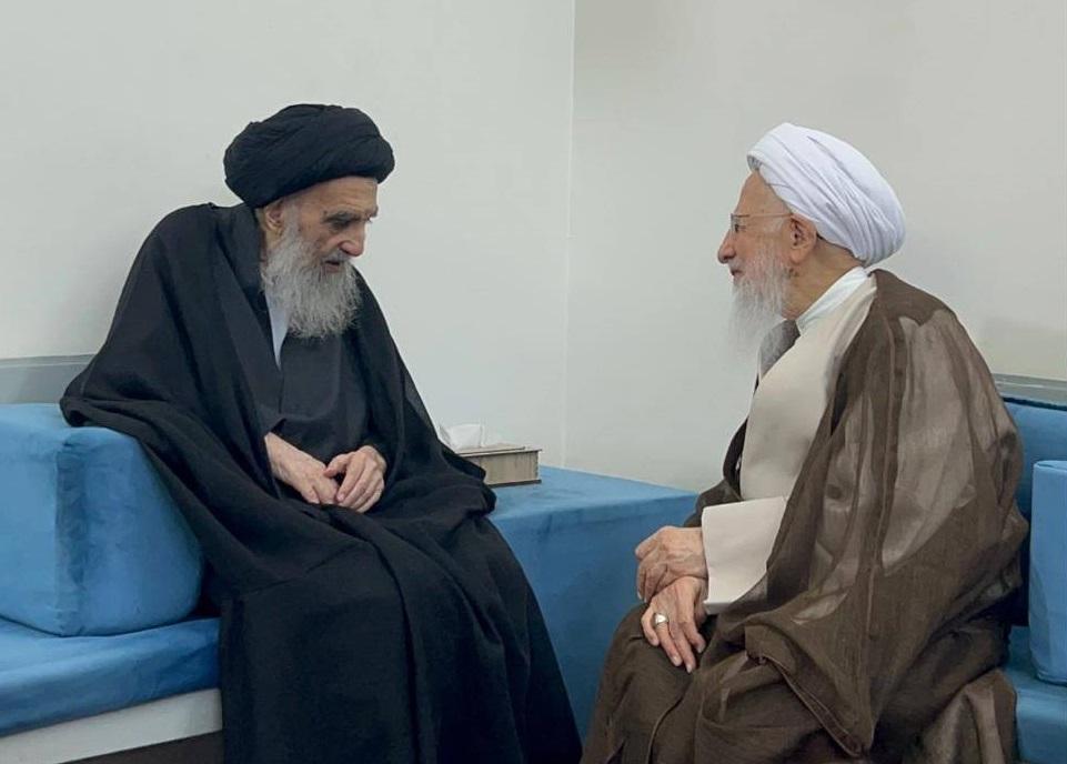 دیدار حضرت آیت‌الله العظمی جوادی آملی با حضرت آیت‌الله العظمی سیستانی در نجف اشرف