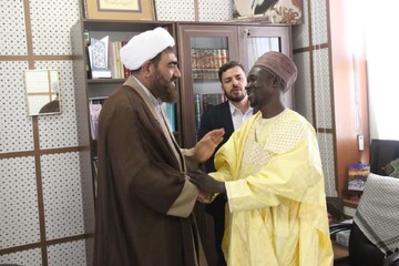 تصاویر / دیدار یکی از علمای شیعه کشور کامرون با مدیر حوزه علمیه استان قزوین
