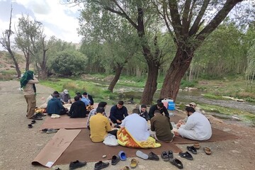 برگزاری اردوی تفریحی اساتید و طلاب مدرسه علمیه امیرالمؤمنین(ع) صحنه+ تصاویر