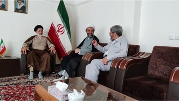 خدمات حوزه‌های علمیه خواهران برای جامعه و دولت تبیین شود