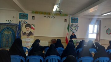 لزوم مشاوره قبل از بارداری و حمایت از مادران باردار در محلات