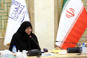 نقش‌آفرینی فعال جامعه‌الزهرا (س) در همایش سده / تدوین بیانیه گام دوم این نهاد حوزوی