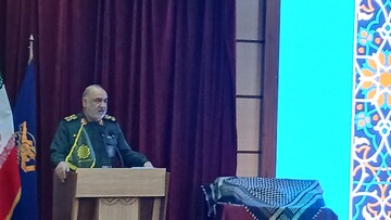 رژیم آمریکا به‌ سوی زوال کامل پیش می‌رود / نظریه «ایران ضعیف» شکست خورده است