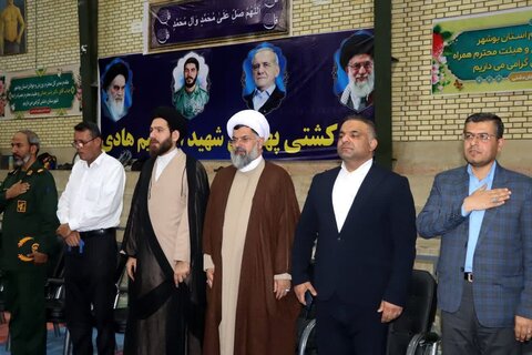 تصاویر/ امام جمعه خورموج در جمع ورزشکاران