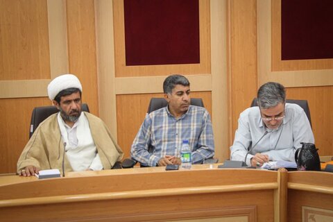 تصاویر/ نشست هماهنگی بزرگداشت شهدای خدمت در دشستان