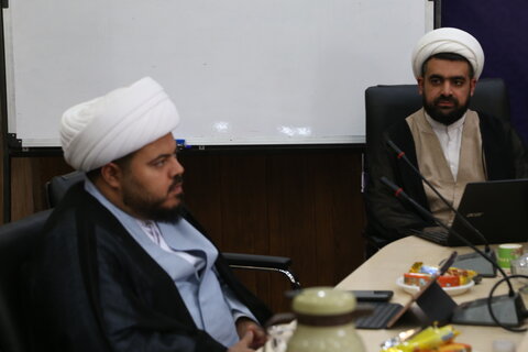 تصاویر/نشست هم اندیشی شورای اندیشه ورز پژوهش سرای حوزه علمیه خوزستان