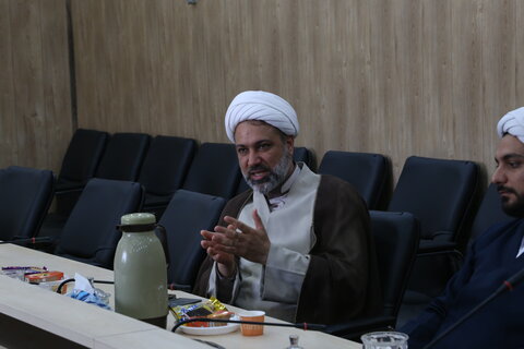 تصاویر/نشست هم اندیشی شورای اندیشه ورز پژوهش سرای حوزه علمیه خوزستان