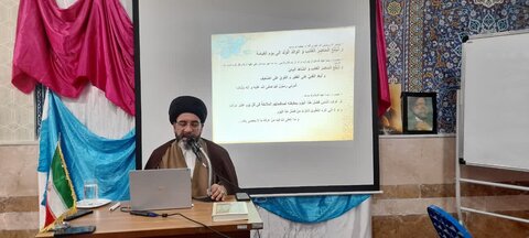 تصاویر نشست معارف غدیریه در مدرسه خواهران نورآباد