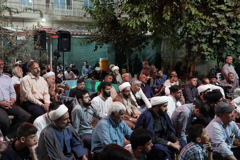 یادواره شهدا در مدرسه علمیه آیت الله بهجت (ره)