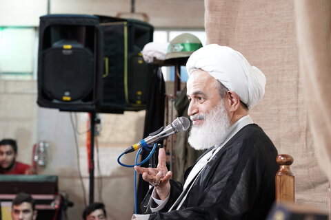 یادواره یادواره شهدا در مدرسه علمیه آیت الله بهجت (ره)