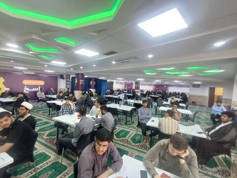تصاویر/برگزاری همایش رویداد پاسخ با حضور طلاب و روحانیون استان مرکزی در اراک