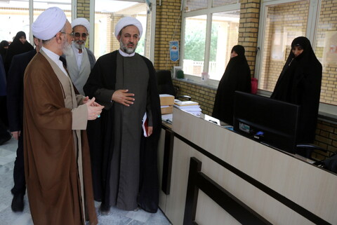 تصاویر/ بازدید آیت الله اعرافی از جامعه الزهرا (س)