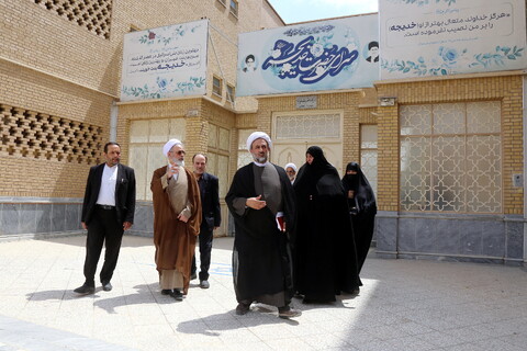 تصاویر/ بازدید آیت الله اعرافی از جامعه الزهرا (س)