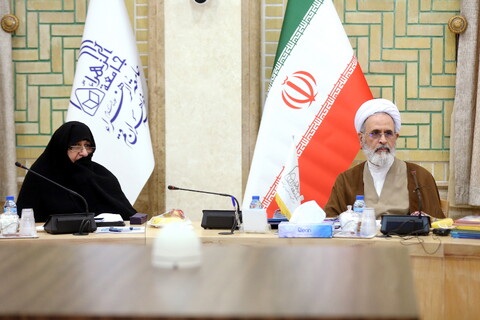 تصاویر/ بازدید آیت الله اعرافی از جامعه الزهرا (س)