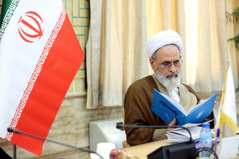 تصاویر/ بازدید آیت الله اعرافی از جامعه الزهرا (س)